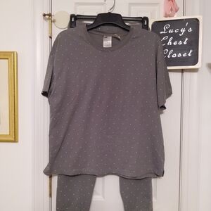 H&M Gray Top with White Dots XL